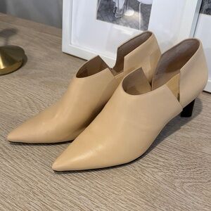 Chic Tan Women's Heels